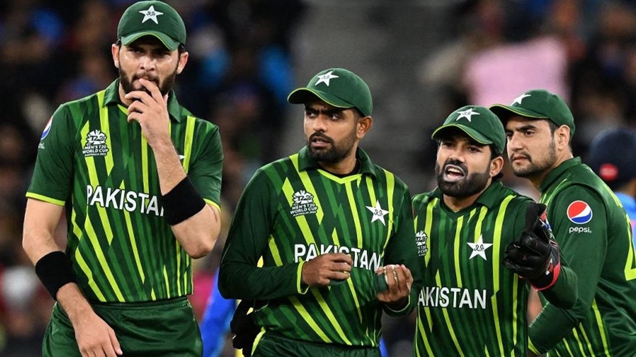 বাবর, রিজওয়ান ও শাহিনকে দুঃসংবাদ দিলো পিসিবি