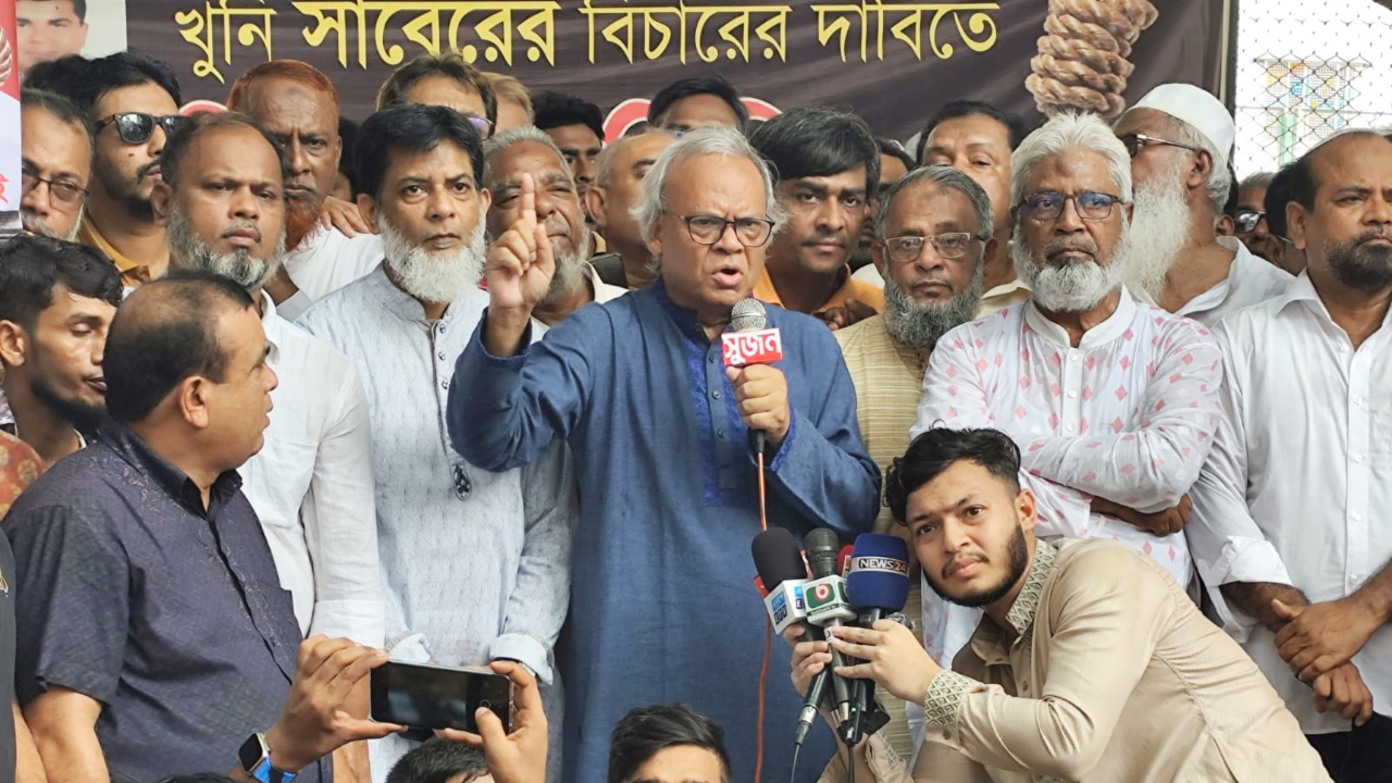 ২৪ ঘণ্টার মধ্যে সাবের হোসেন চৌধুরী কীভাবে মুক্তি পেল? ২৪ ঘণ্টার মধ্যে সাবের হোসেন চৌধুরী কীভাবে মুক্তি পেল?