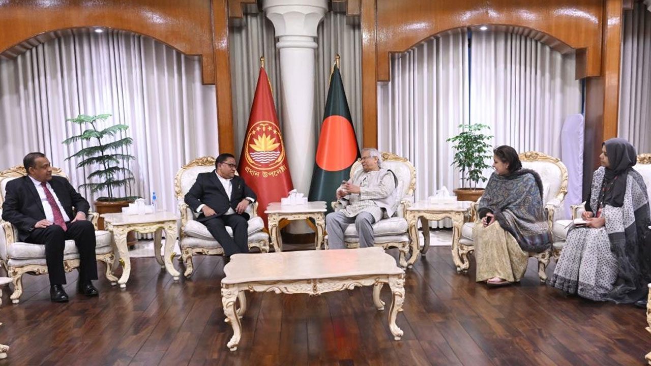 গাজায় নিহত আরও অর্ধশতাধিক, প্রাণহানি ছাড়িয়ে গেল ৪২ হাজার ৮০০