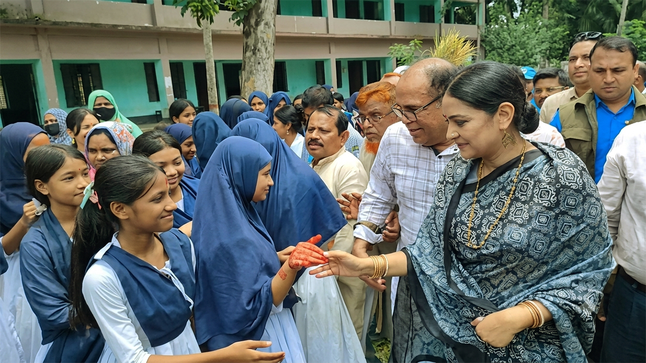 ‘শিক্ষার্থীদের ফাঁদে ফেলে নতুন আন্দোলনের পাঁয়তারা করছে বিএনপি’