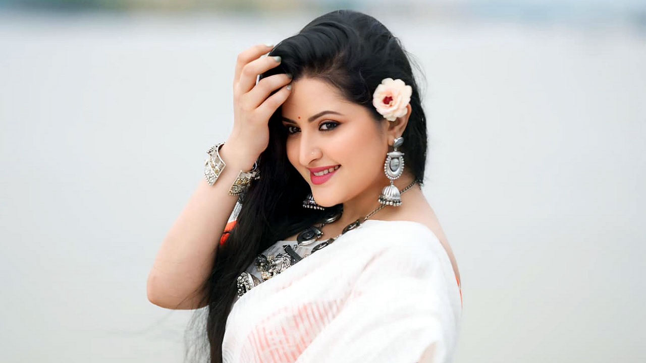 পরীমণির নামে ছড়িয়ে পড়া ছবিগুলো তার নয়