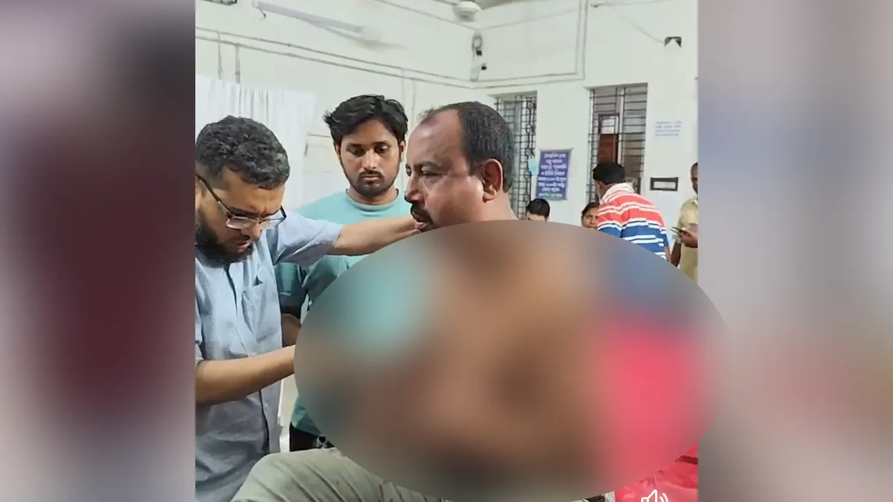 আ.লীগ নেতাকে বেধড়ক পিটুনি