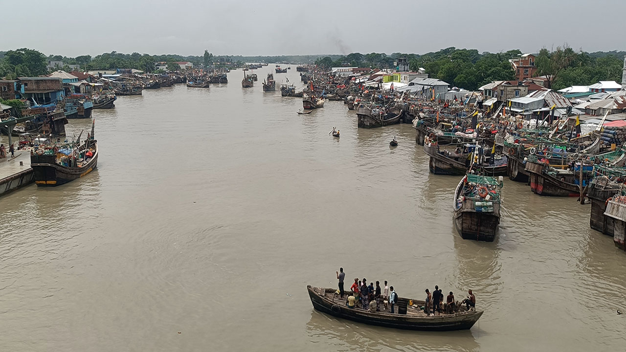 কেন্দ্রীয় ব্যাংকের বারবার নীতি পরিবর্তনে ক্ষতিগ্রস্ত হচ্ছেন ব্যবসায়ীরা: গভর্নরকে এফবিসিসিআই
