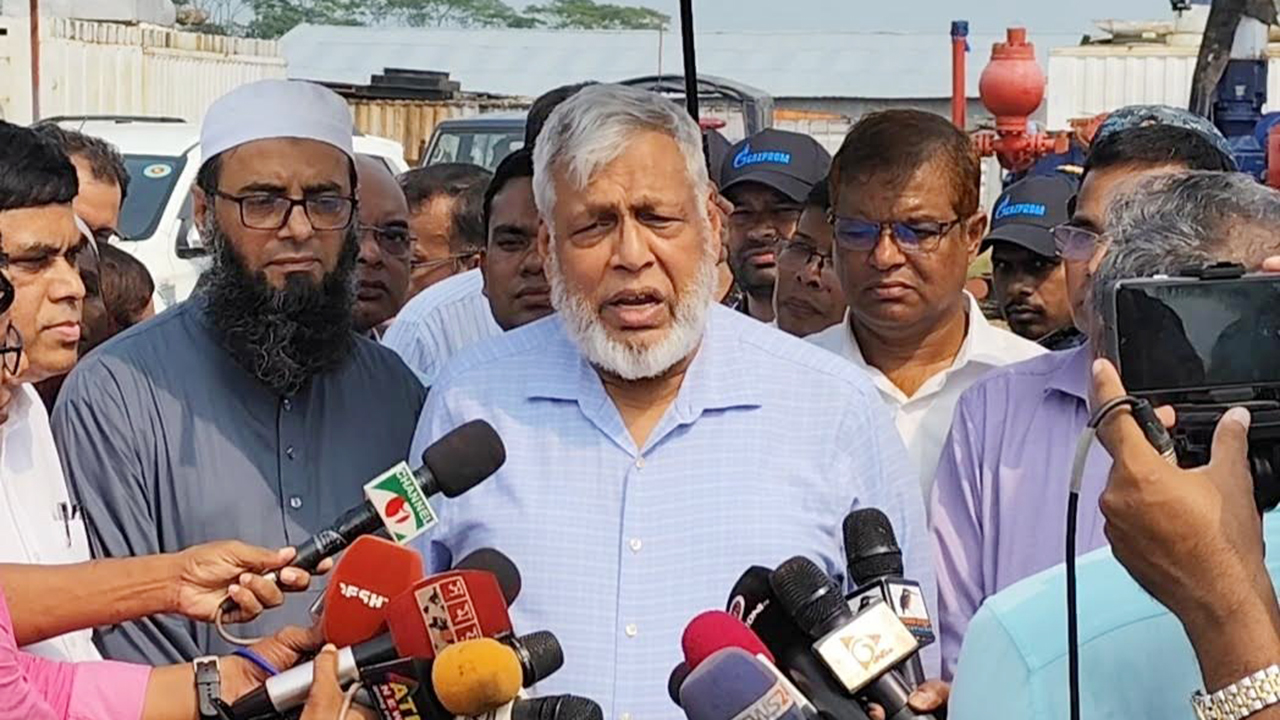 ভোলায় আরও ১৮টি গ্যাসকূপ খনন করা হবে : জ্বালানি উপদেষ্টা