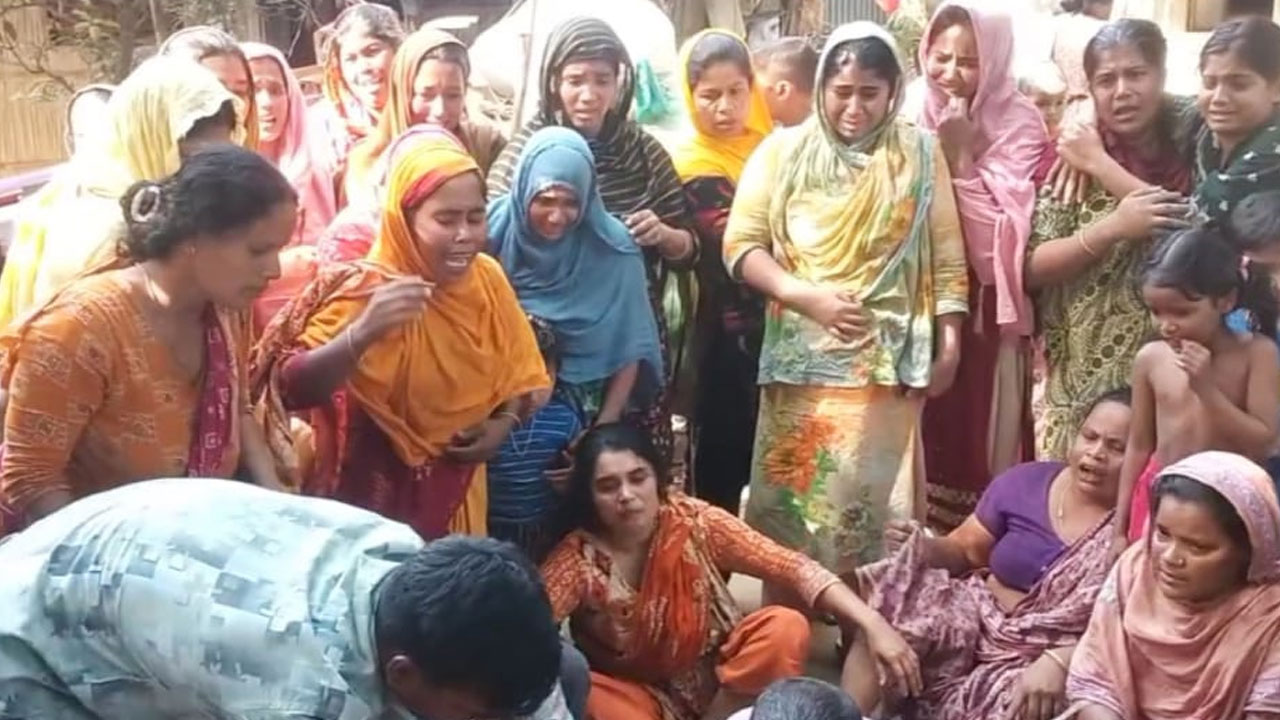 বড় ভাইকে বাঁচাতে গিয়ে সমুদ্রে ডুবে ছোট ভাইয়ের মৃত্যু