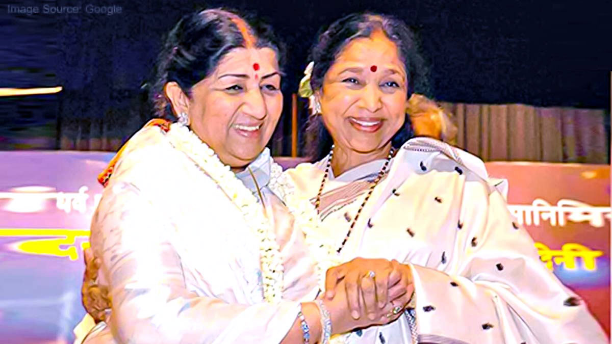 যে কারণে সাদা রঙ ছাড়া অন্য শাড়ি পরতেন না লতা-আশা