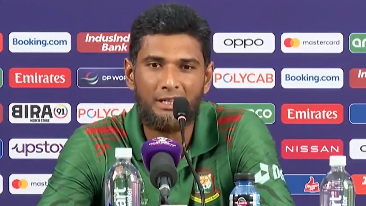 এই উইকেটে ৩৪০ রানও তাড়া করা সম্ভব : মাহমুদউল্লাহ