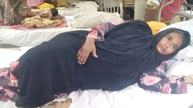 গর্ভের সন্তান নড়ছে না, নিরাপত্তা নিয়েও চিন্তিত গৃহবধূ