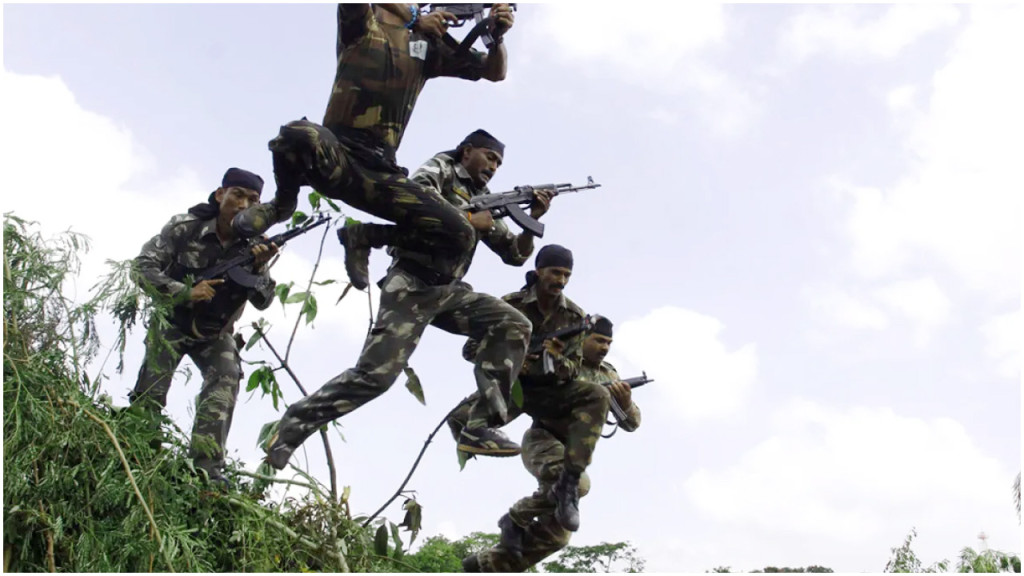 ভারতের ছত্তিশগড়ে তুমুল সংঘর্ষ, নিহত অন্তত ২৫