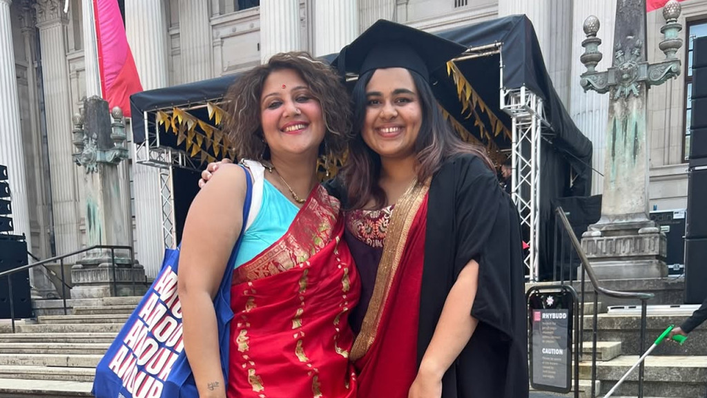 ‘তুমি আমার জীবনের রামধনু’