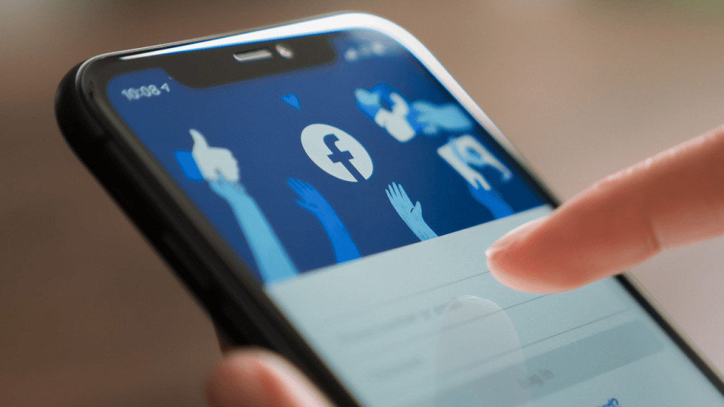 ফেসবুকে প্রতারণার ফাঁদ এড়াবেন যেভাবে