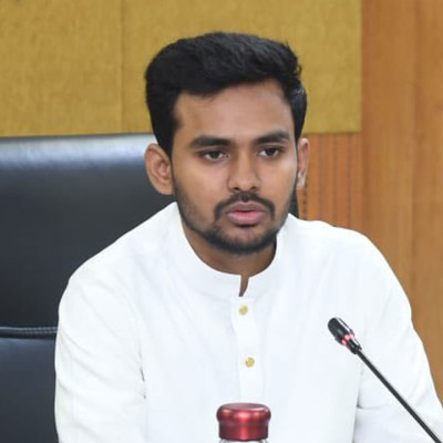 নৌকা মার্কাকে কোন বিবেচনায় শিডিউলভুক্ত করতে আইন মন্ত্রণালয়ে পাঠালেন