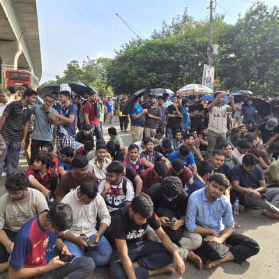 নতুন কর্মসূচি ঘোষণা দিয়ে শাহবাগ ছাড়লেন বুয়েটের শিক্ষার্থীরা