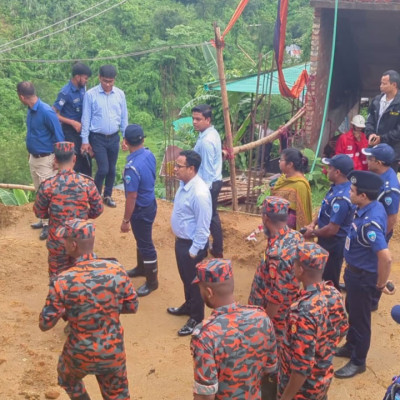 ফরিদপুরে বাস-পিকআপ ভ্যান সংঘর্ষে নিহত ১১