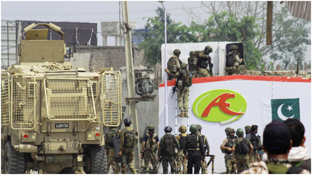 ভারতীয় আধিপত্যের কাছে আত্মসমর্পণ করেছিলেন শেখ হাসিনা