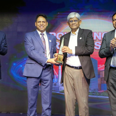 পিজি হাসপাতালের সিসিইউতে মাহমুদুর রহমান মান্না