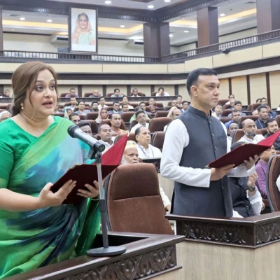 শপথ নিলেন কুমিল্লা-ময়মনসিংহ সিটি মেয়র