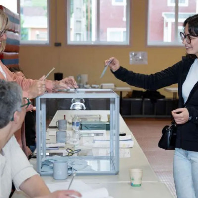 ফ্রান্সে দ্বিতীয় দফার ভোট আজ