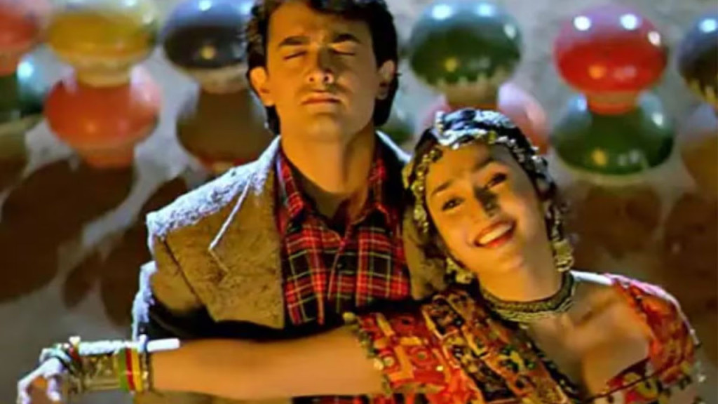 প্রবাসীরা দেশে ফিরে আসার পর তাদের কর্মসংস্থানের জন্য ঋণ দেওয়া হয়