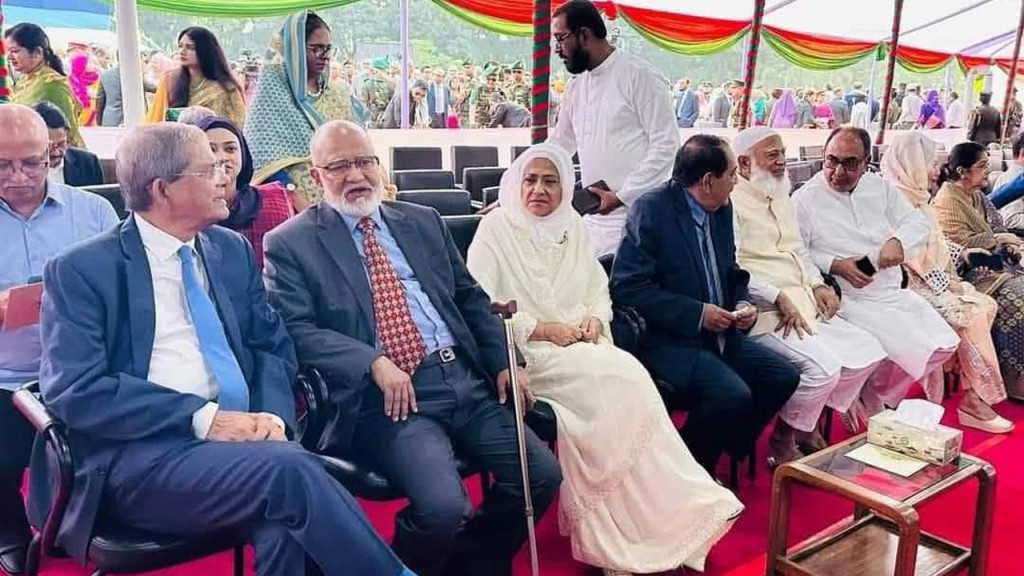 সেনাকুঞ্জে জামায়াতের আমির ডা. শফিকুর রহমান