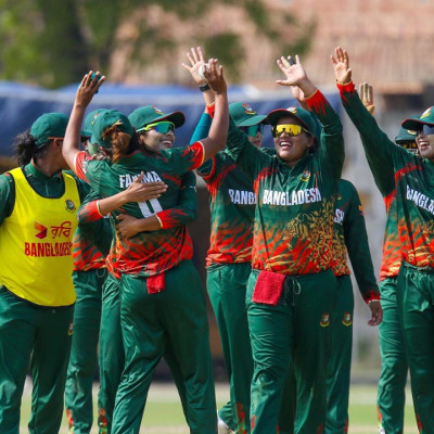 ২ উইকেটের নাটকীয় জয়ে বিশ্বকাপের আরো কাছে বাংলাদেশ