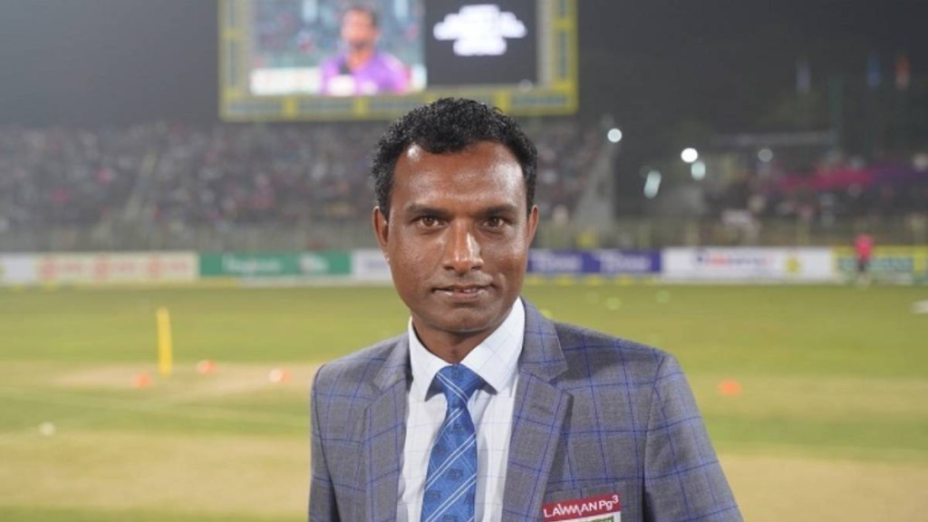 বিসিবির চাকরি ছাড়লেন দেবব্রত