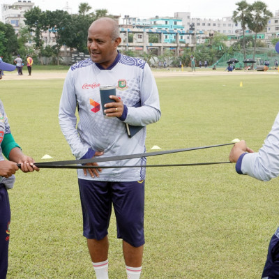 ফিলিস্তিনের পক্ষে প্রতিবাদ, গণগ্রেপ্তারের মুখে মার্কিন বিশ্ববিদ্যালয়ের শিক্ষার্থীরা
