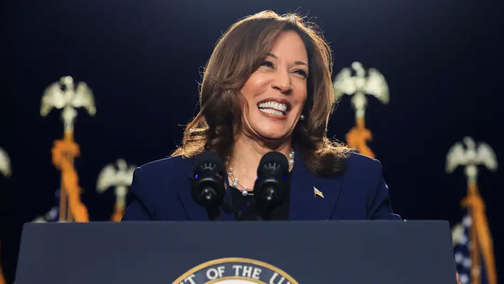 সত্যি কী গোপনে প্রেম ছিল ঋতুপর্ণা-প্রসেনজিতের?