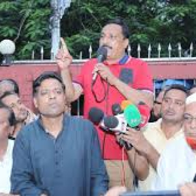 নড়াইলে হাইব্রিড জাতের যুবরাজ ধান কর্তন উপলক্ষে মাঠ দিবস পালিত