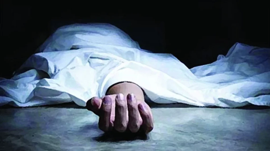 লাশ দাফনে চাঁদাবাজি!