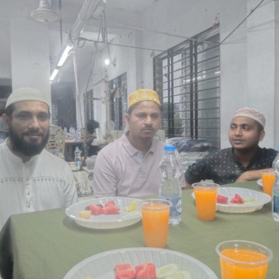 ডিভাইন এপারেলস এর ইফতার মাহফিল অনুষ্ঠিত