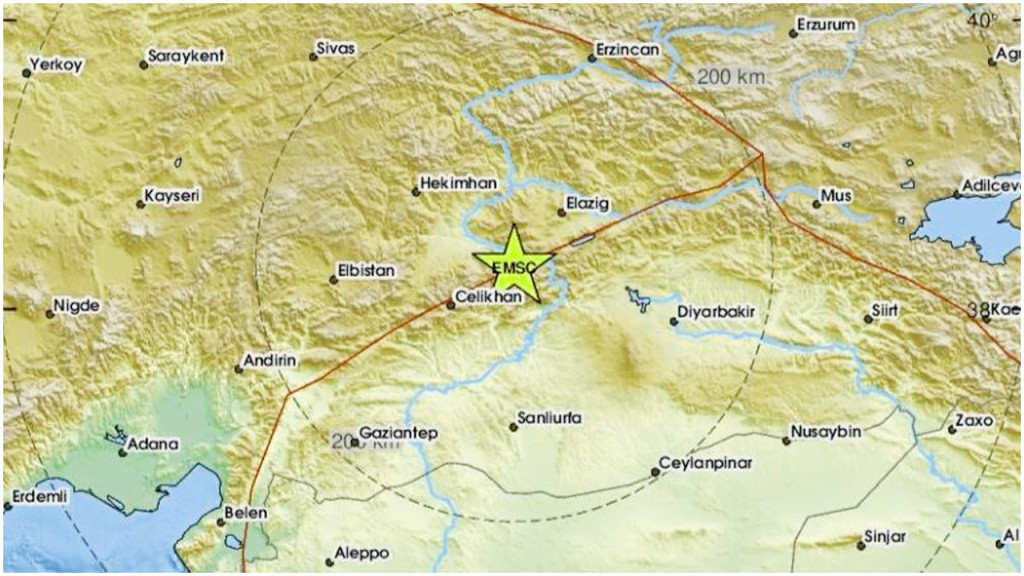 বিশ্বকাপে যে দলের বিপক্ষে জয়ের আশা মাশরাফির