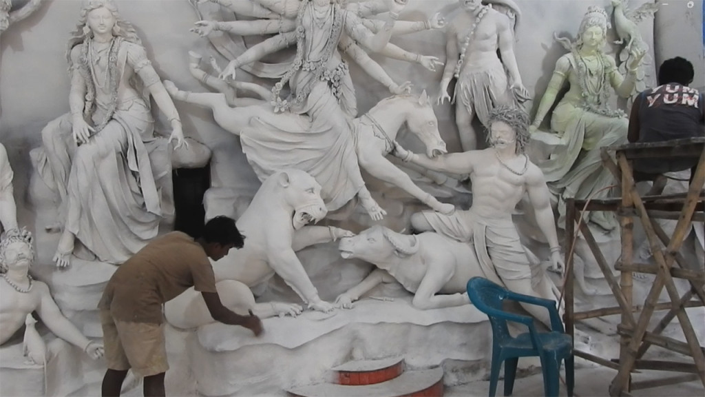 অব্যাহত আলুর মূল্য পতনের প্রতিবাদে ৩ দফা দাবীতে মানববন্ধন