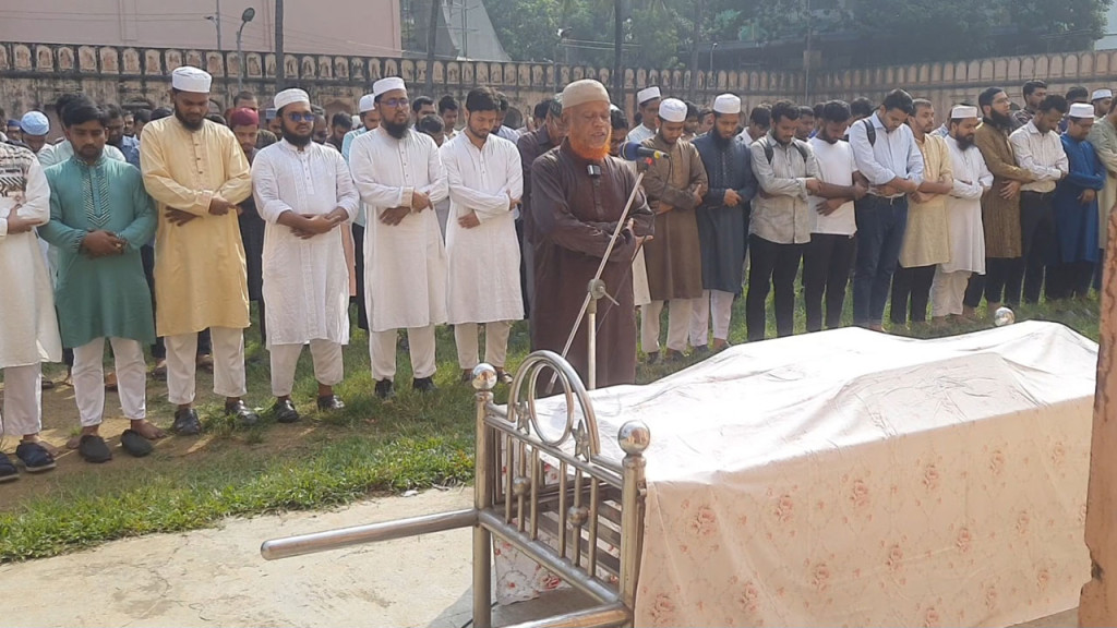 ঘূর্ণিঝড় রেমালের প্রভাবে ৫ ফুট উচ্চতার জলোচ্ছ্বাসের শঙ্কা