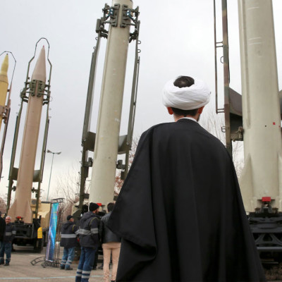 সামরিক বাজেট ২০০ শতাংশ বাড়ানোর পরিকল্পনা ইরানের