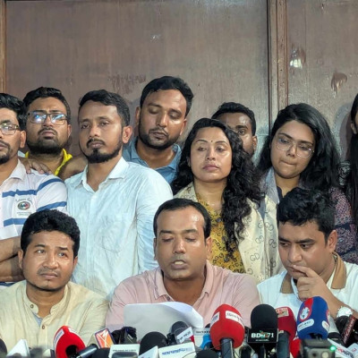 উপদেষ্টাদের মিটিংয়ে কোন প্রটোকলে গিয়েছিলেন হাসনাত-পাটোয়ারী