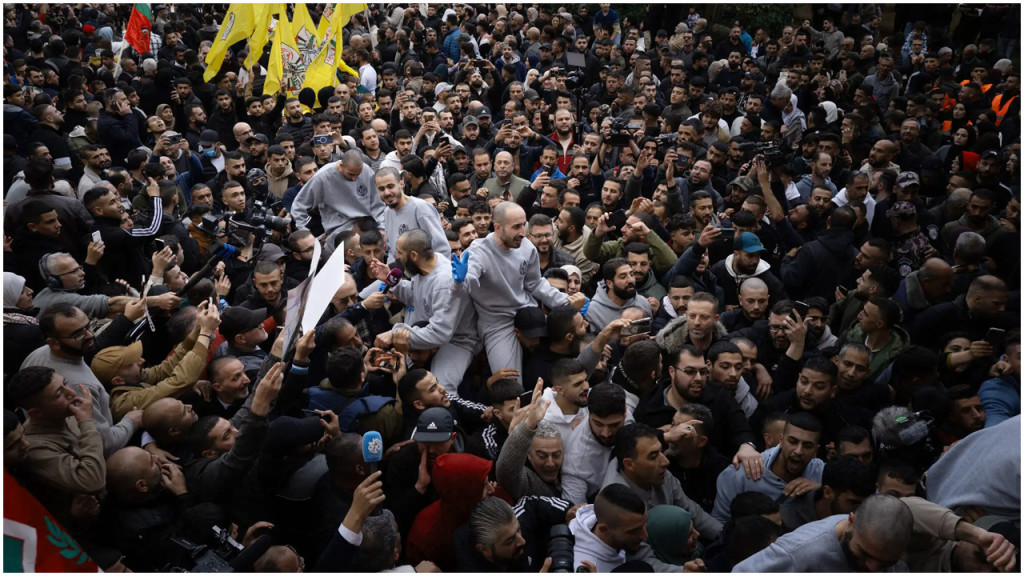 স্ত্রীকে অবমাননাকর মেসেজ, দোকান কর্মচারীকে খুন কন্নড় অভিনেতার!