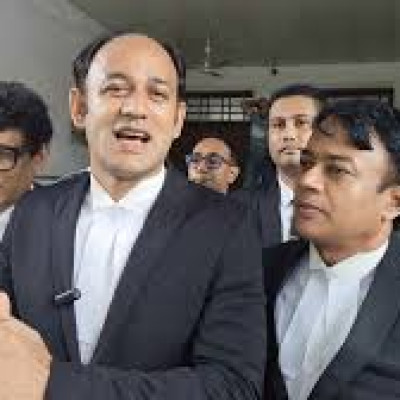 প্রতারণার শিকার ছেলে, সাহায্য চাইছেন ওমর সানী