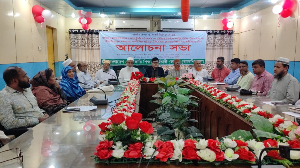 বিয়ের পর ধর্ম বদলাবেন সোনাক্ষী? মুখ খুললেন জাহিরের বাবা