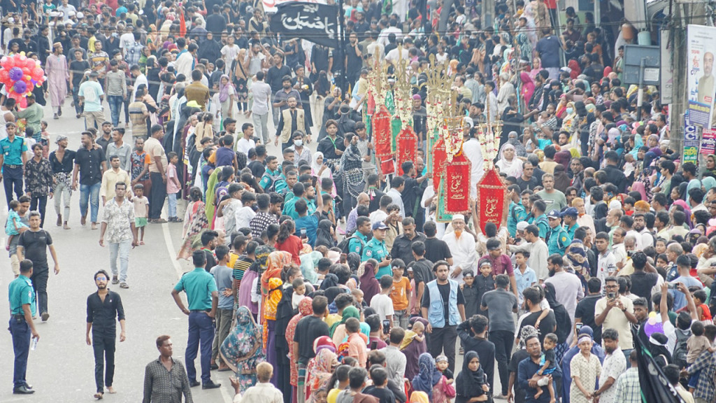 ফারাক্কার ১০৯ গেট খুলে দিয়েছে ভারত