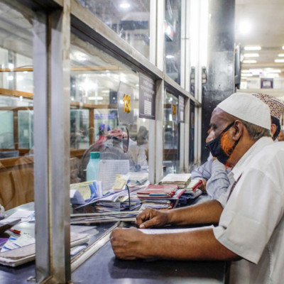 সোমবার থেকে স্বাভাবিক নিয়মে হবে ব্যাংকের লেনদেন