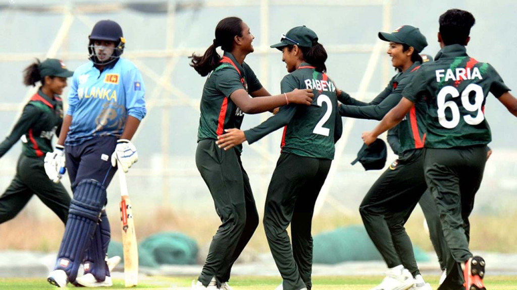 বাংলাদেশকে বড় লক্ষ্য দিলো শ্রীলঙ্কা