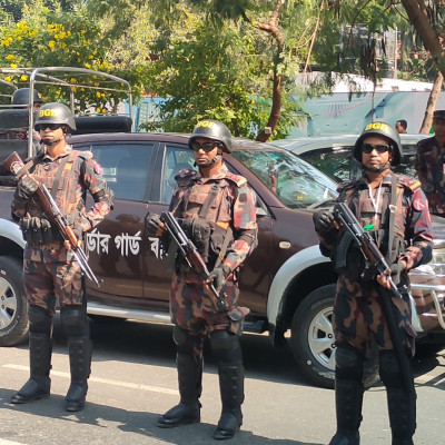 ইসি ভবনের আশপাশে নিরাপত্তা জোরদার, ৩ প্লাটুন বিজিবি মোতায়েন