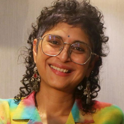 কেউ ঘোমটা টানতে পারেন, কেউ চাইলে বোরকা বা বিকিনিও পরতে পারেন