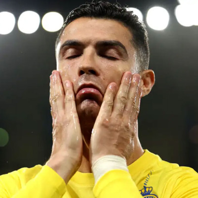 লাল কার্ডের পর রোনালদোর জোড়া দুঃসংবাদ