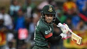 মুশফিককে ছয়ে খেলানোয় প্রশ্ন তুলেছেন তাপস