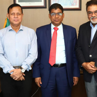 নির্বাচন সামনে রেখে পুঁজিবাজার নিয়ে সতর্ক ডিএসই-সিএসই