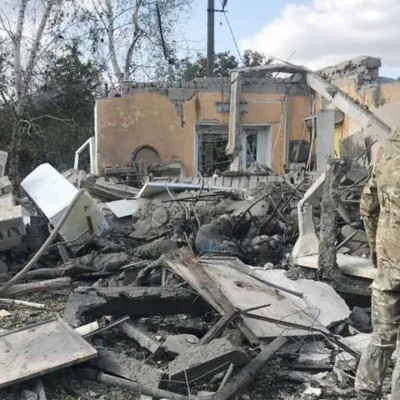 উপহারবাক্সে গ্রেনেড, বিস্ফোরণে ছেলেসহ নিহত ইউক্রেনীয় কমান্ডার