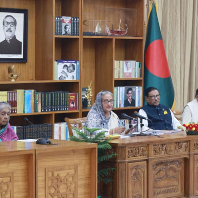 সময়মতোই নির্বাচন হবে : প্রধানমন্ত্রী