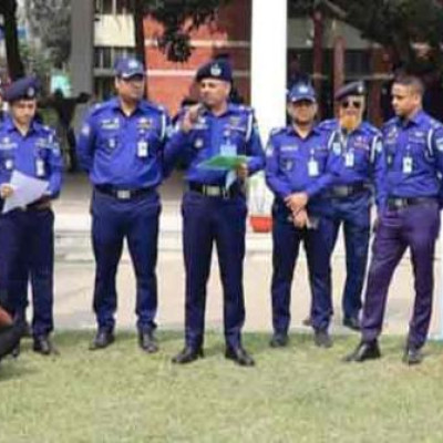 নড়াইলে পুলিশ কনস্টেবল নিয়োগের প্রথম দিন যোগ্যতার ভিত্তিতেই নিয়োগ দেওয়া হবে এসপি মেহেদী হাসান